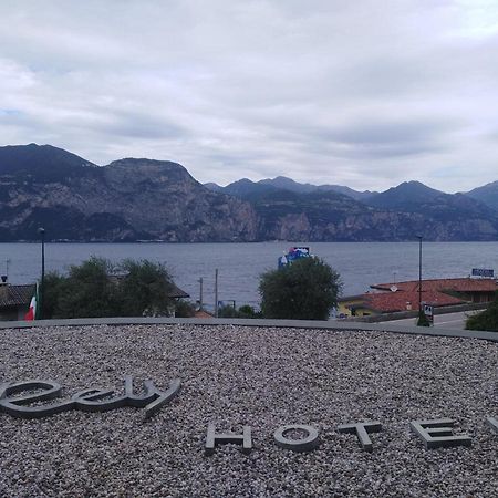 Hotel Residence Rely Brenzone sul Garda Kültér fotó