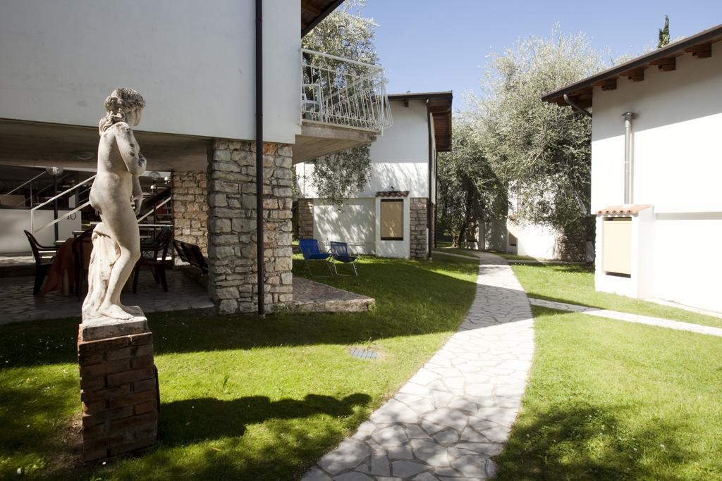 Hotel Residence Rely Brenzone sul Garda Kültér fotó