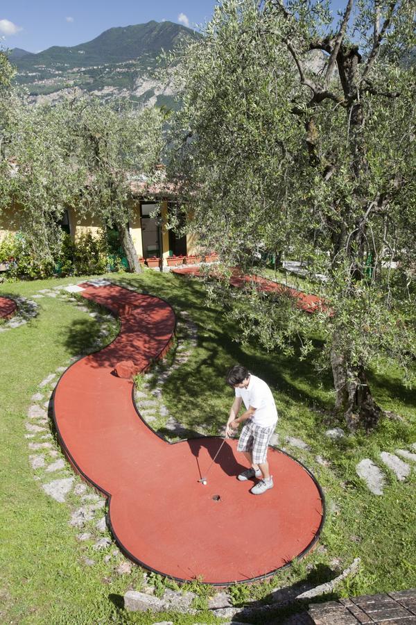 Hotel Residence Rely Brenzone sul Garda Kültér fotó
