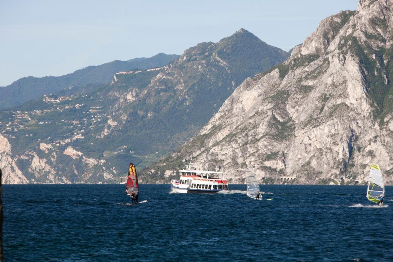 Hotel Residence Rely Brenzone sul Garda Kültér fotó